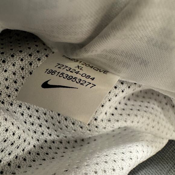 Nike Windrunner Jacket Mens XL Hooded Full Zip Gray White SUSTAINABLE NEW $100 - Picture 8 of 10